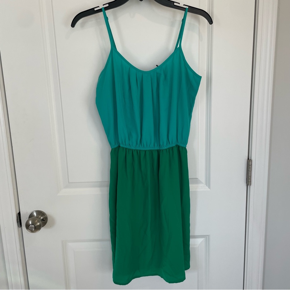 Collective Concepts green two tone thin strap Dress NWT Women Small